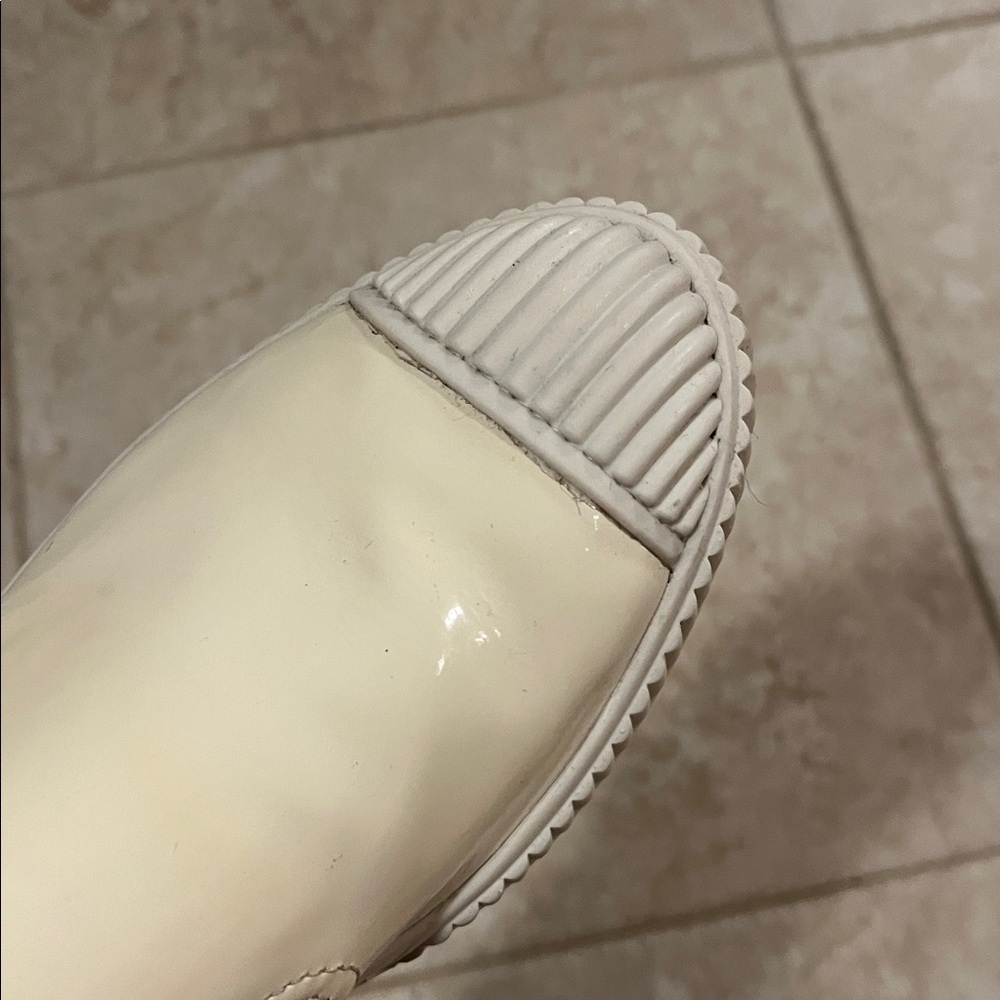 Prada Women's Cream Slip-On Sneakers, 8.5 USA size, 39.5 USA, preowned - Picture 10 of 14